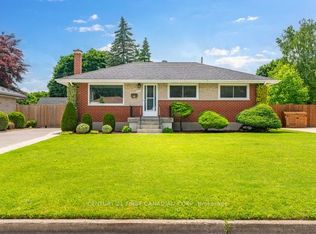 216 Irving Pl, London, ON N5V 2H9
