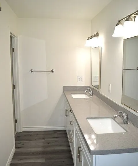 5425 Godbey Dr — Photo 5