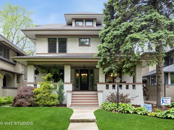 305 N Elmwood Ave, Oak Park, IL 60302