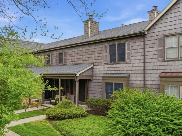 29 Oriole Dr, Allamuchy Twp., NJ 07840