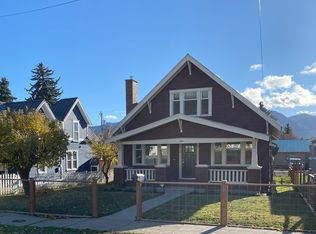 305 W 3rd St, Cle Elum, WA 98922
