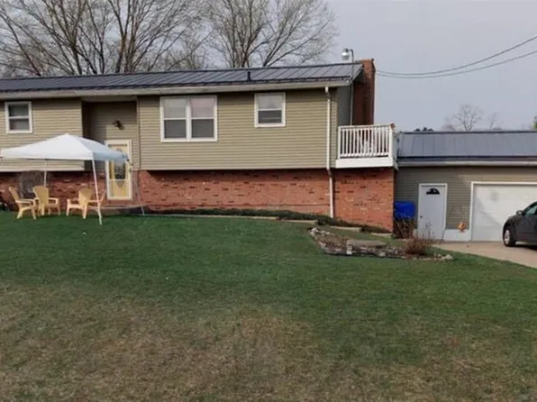 2240 Lakewood Dr, Mansfield, OH 44905