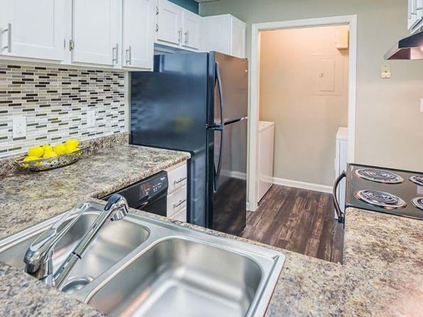 101 Greengate Cir #201O