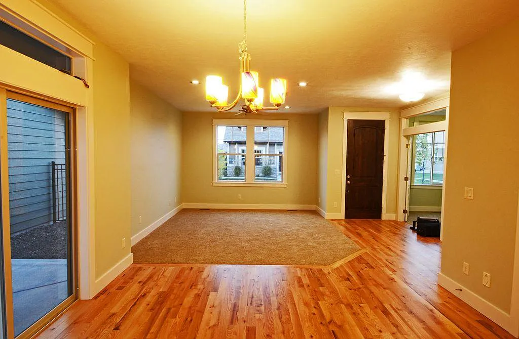 3 bed, 1440 sqft, $2,250 — Photo 2