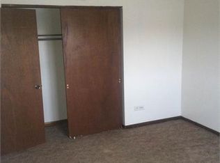 815 E 38th Pl APT C1, Griffith, IN 46319