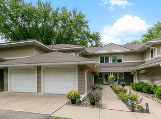 3635 Saint Francis Way APT D, Eagan, MN 55123