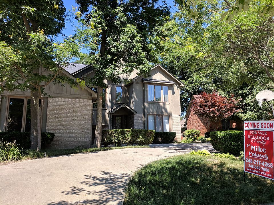 1st image of 41925 Alden Dr