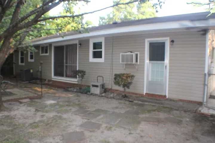 409 Willow Ave — Photo 14