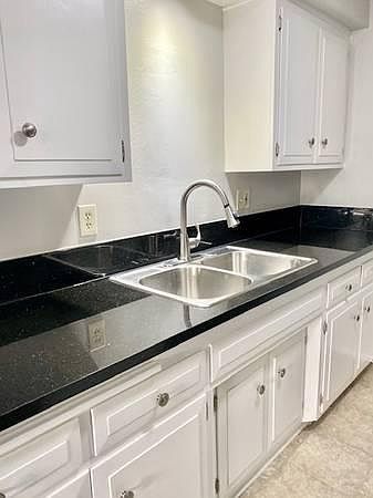 1st image of 500 Chestnut Ave APT 5