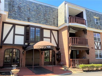 136 Centennial Ave #207, Sewickley, PA, 15143
