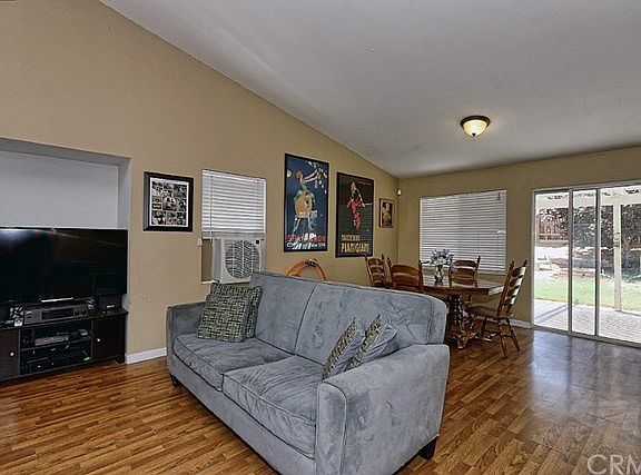 4th image of 14439 Chamberlain Dr