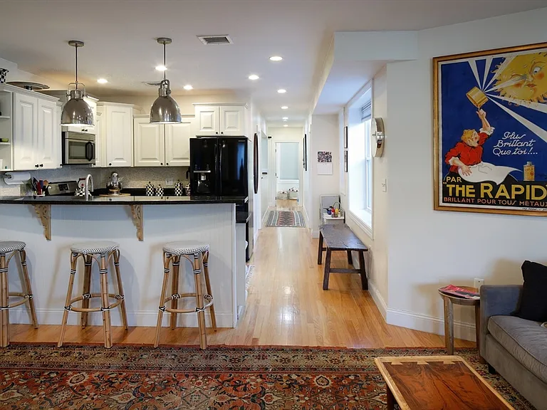127 Cottage St #3 — Photo 5