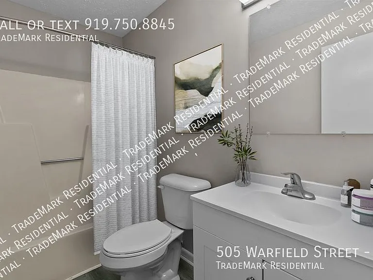 505 Warfield St #C — Photo 16