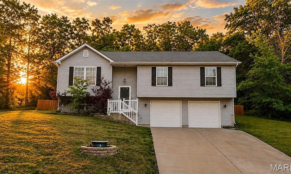 1st image of 10318 Timber Hill Dr
