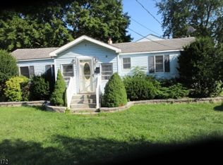 600 Willow Grove St, Hackettstown, NJ