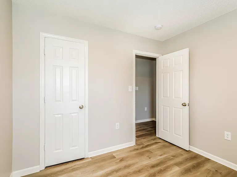 4529 Capstone Dr — Photo 13