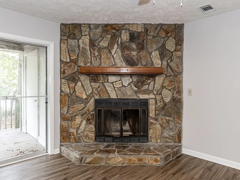6809 Willowbrook Dr #2 — Photo 7