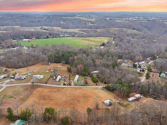 4th image of 268 Oak Rd