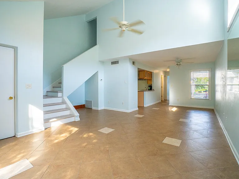 4901 Sandcastle Cir — Photo 9