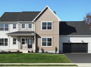 157 Copper Ridge Dr, Newmanstown, PA 17073