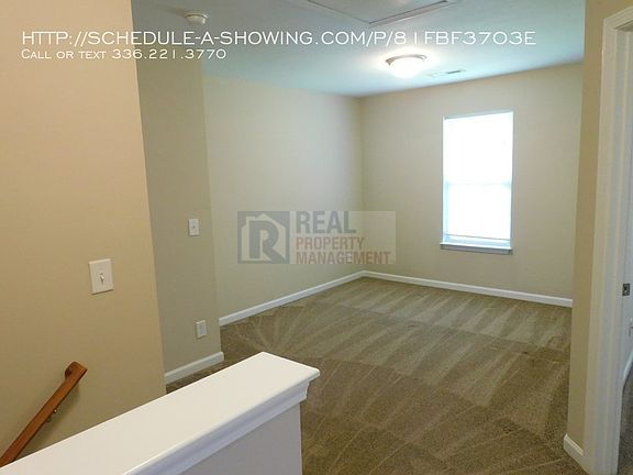 5th image of 1017 Meadow Oak Dr