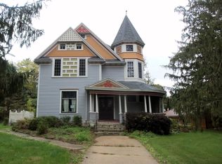 709 Parkway Ave S, Lanesboro, MN 55949