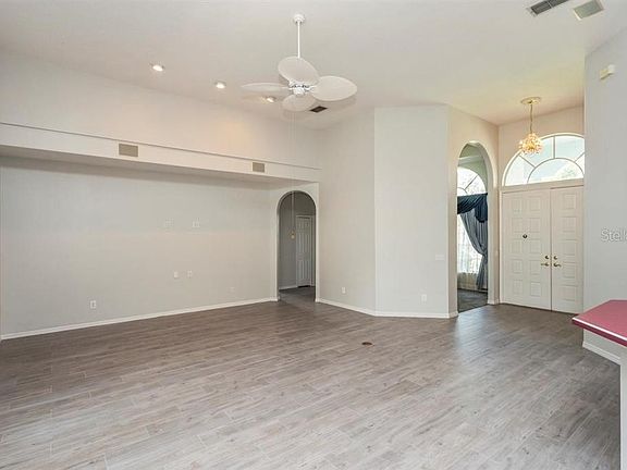 5th image of 2332 Nela Ave