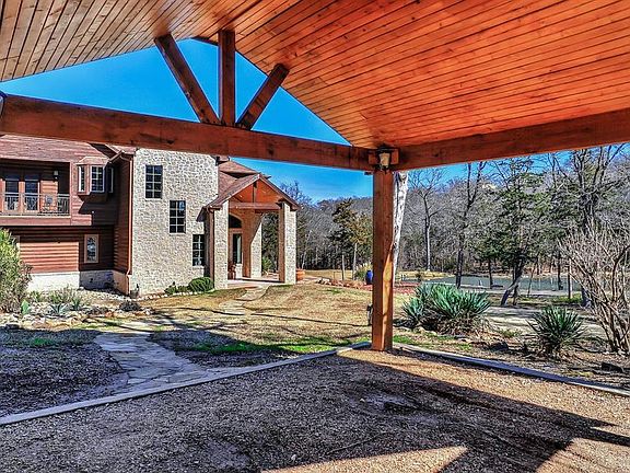 4th image of 2565 Tanglewood Blvd