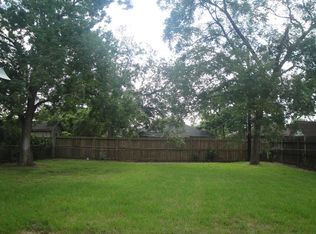 3016 Thornwood Dr, Pasadena, TX 77503