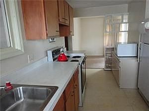 5th image of 477 Lynbrook Ave