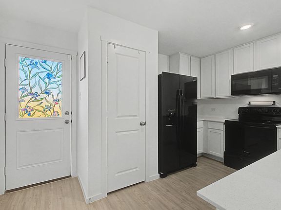 4th image of 6732 Bramblewood Dr