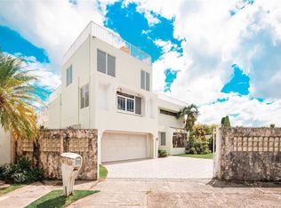 A3 Las Garzas St, Guaynabo, PR 00969