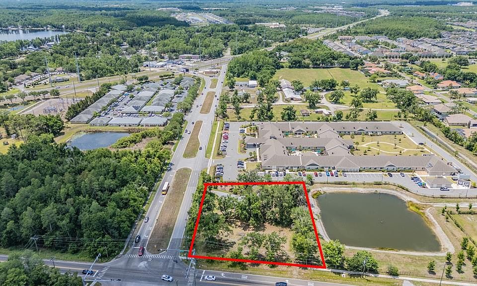1st image of 18950 Sunlake Blvd