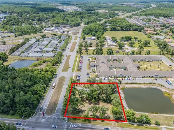 18950 Sunlake Blvd, Lutz, FL 33558
