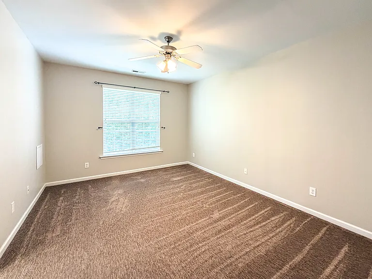 521 Woodson Dr — Photo 14