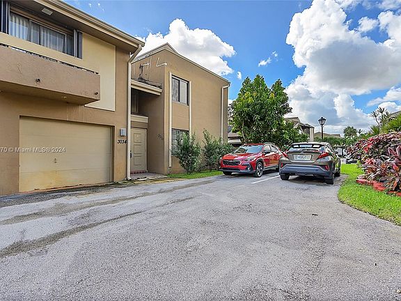 2nd image of 3034 W Missionwood Cir Unit B-38