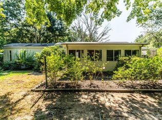 32 Airport Rd, Coventry, RI 02816