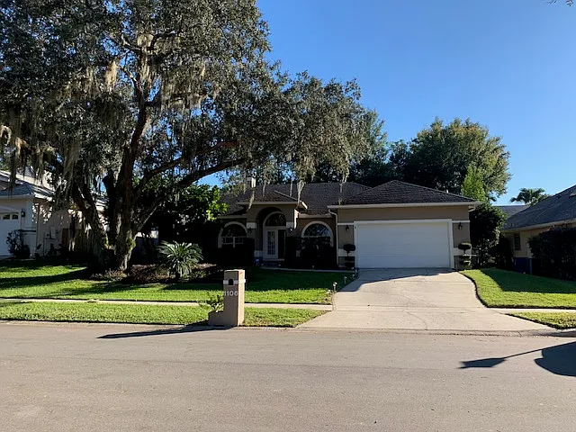 1106 Wineberry Ct — Photo 2