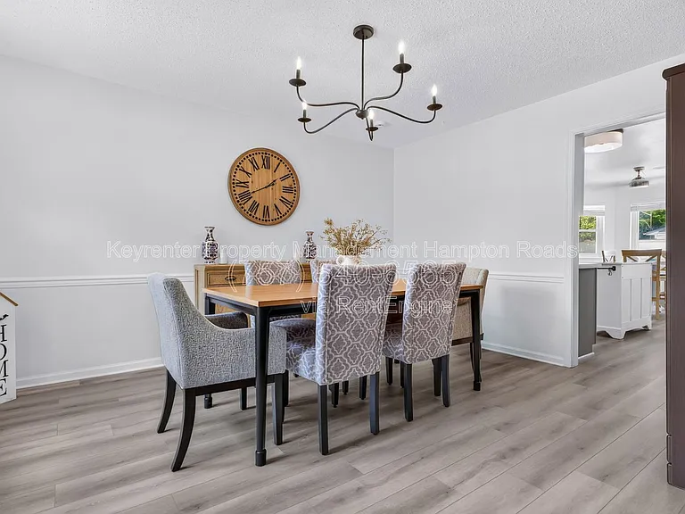 1700 Star Lake Dr — Photo 11