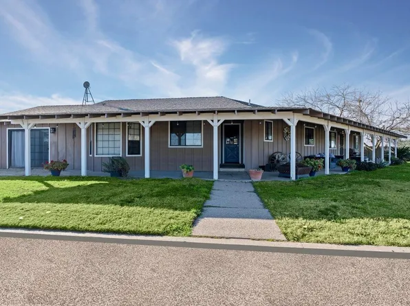 5866 Wilkins Ave, Oakdale, CA 95361