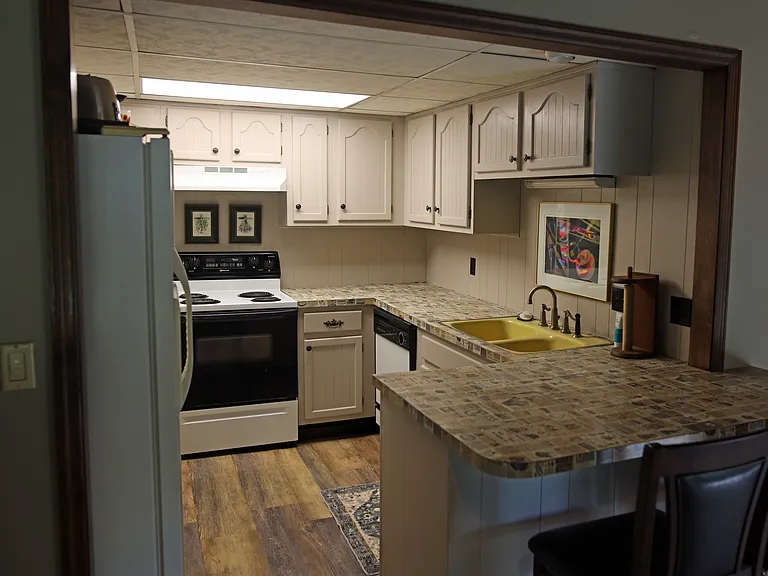 8267 Riverside Dr — Photo 8