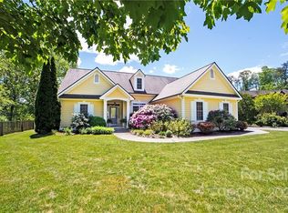 83 Meadow Run Dr, Mills River, NC 28759