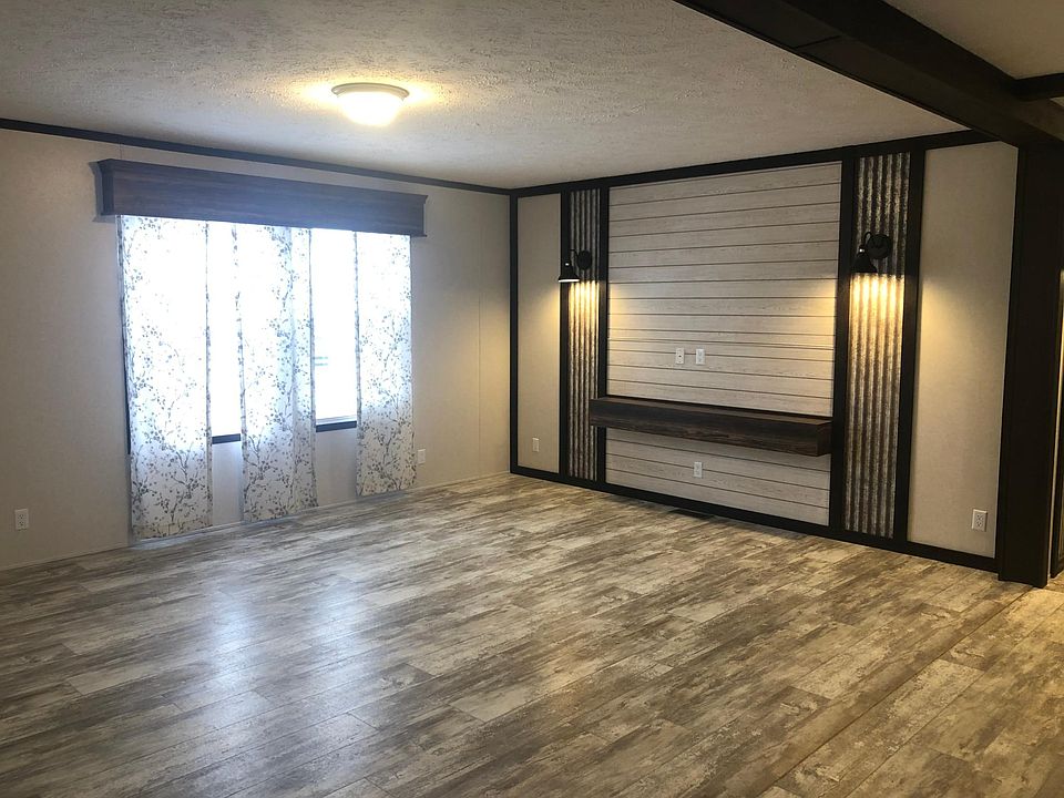 2nd image of 59136 Dawn St