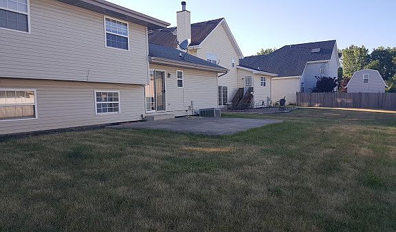 2nd image of 18621 Cedar Ave