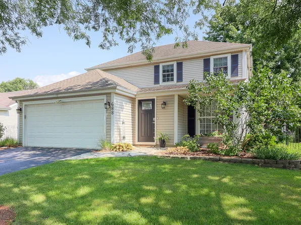 688 Thunderbird Trl, Carol Stream, IL 60188