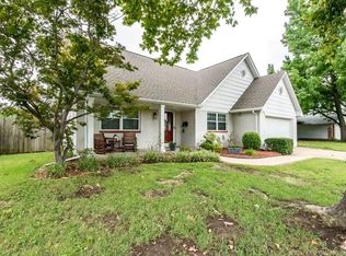 9050 E 26th Ct, Tulsa, OK 74129