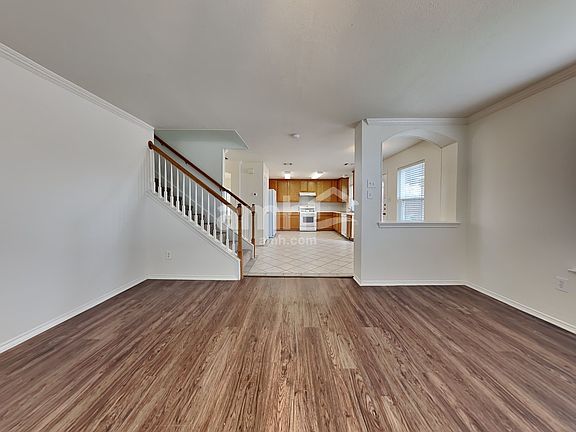 3rd image of 9804 Maryville Ln