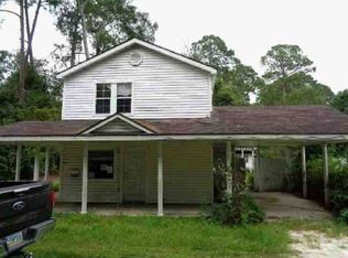 155 S Elm Ln, Jesup, GA 31546