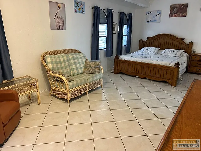1342 Harbor Island Dr — Photo 13