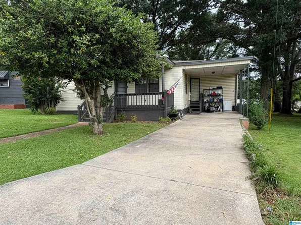 17 Lessor Dr, Childersburg, AL 35044